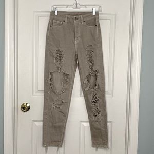 American Eagle High-Waisted Jean